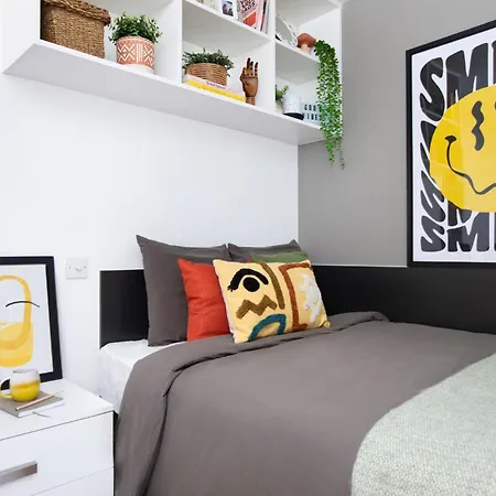 Apartment For Students Only Campbell House In